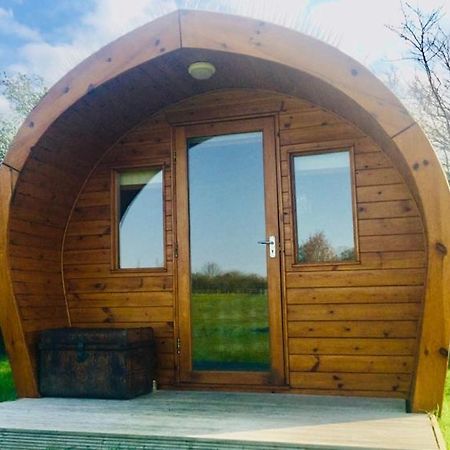 The Oaks Glamping - Pips Cabin Colkirk Экстерьер фото